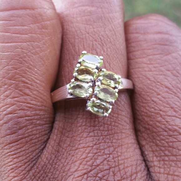 .925 ring Sterling silver with peridot stones - Picture 7 of 7